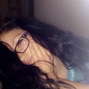 Meet your Posher, Joella